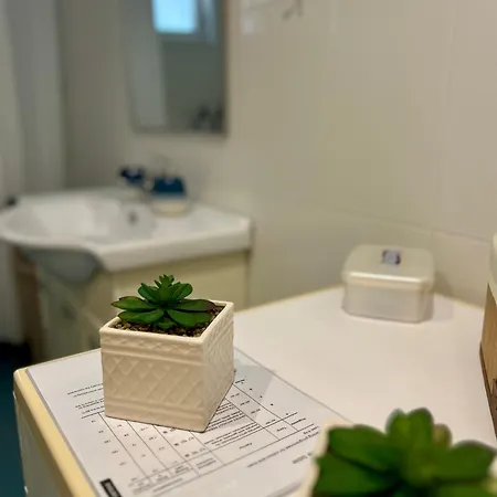 Feel At - - Near The Center Apartment Kalamata
