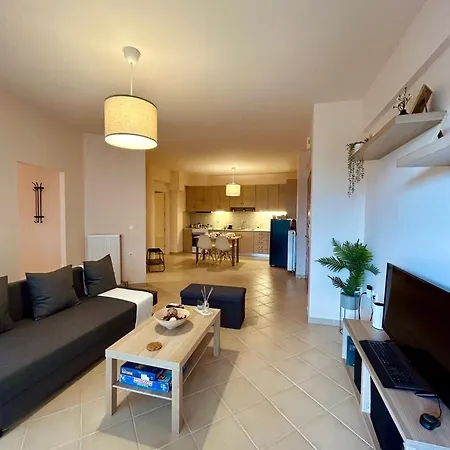 Feel At - - Near The Center Kalamata