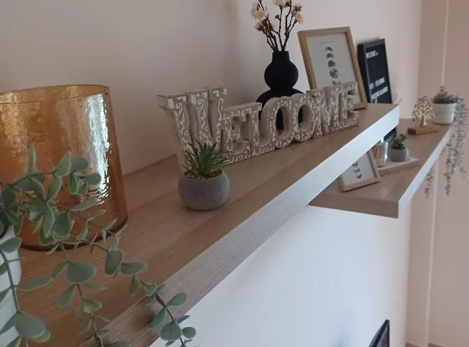 Feel At - - Near The Center Apartmán *