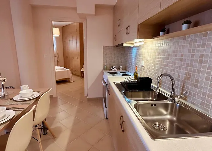 Feel At - - Near The Center * 卡拉马塔