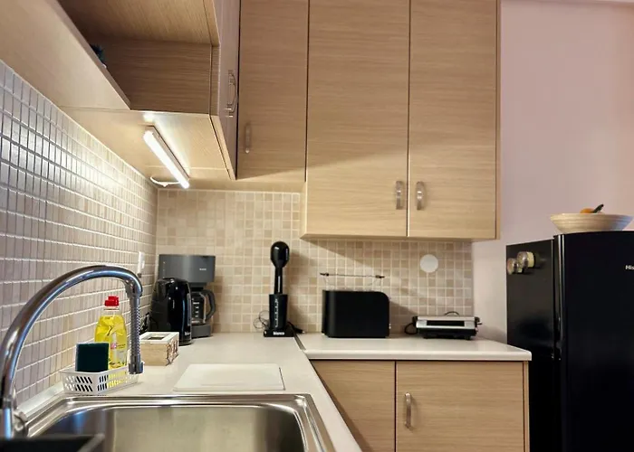 Feel At - - Near The Center * 卡拉马塔