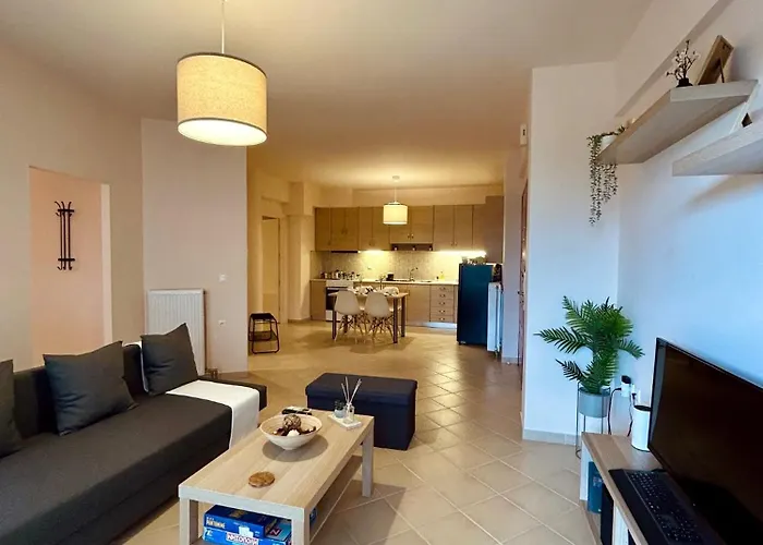 Feel At - - Near The Center Kalamata